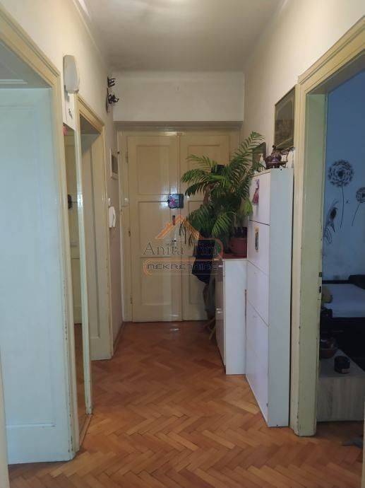 Flat in a building, Sale, Split, Split