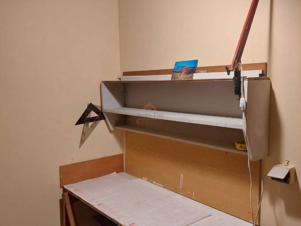Flat in a building, Sale, Split, Split