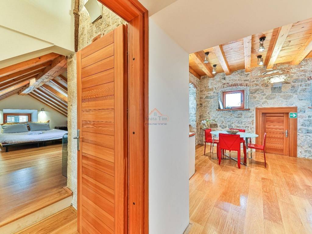 Flat in a building, Rent, Split, Split
