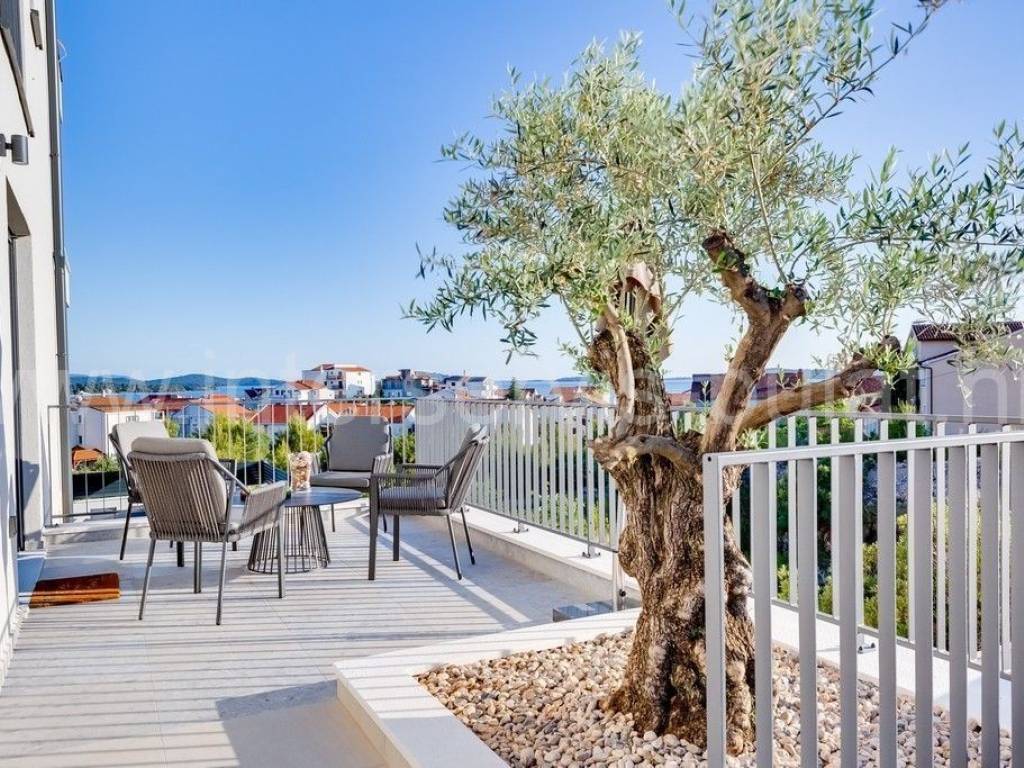 Luksuzna vila, Najam, Šibenik - Okolica, Brodarica