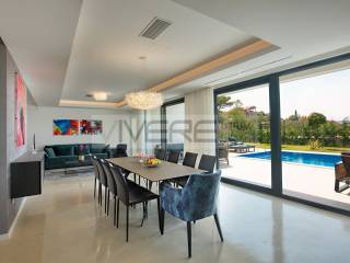 Living and dining area