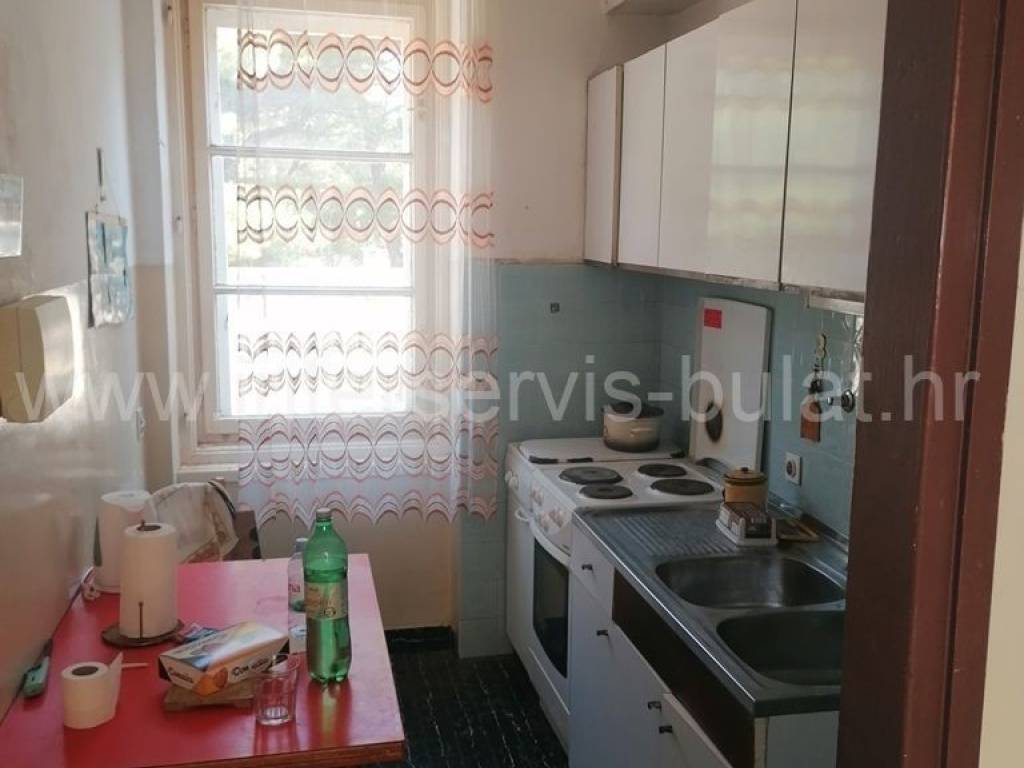 Stan u starijoj zgradi, Prodaja, Šibenik, Šibenik