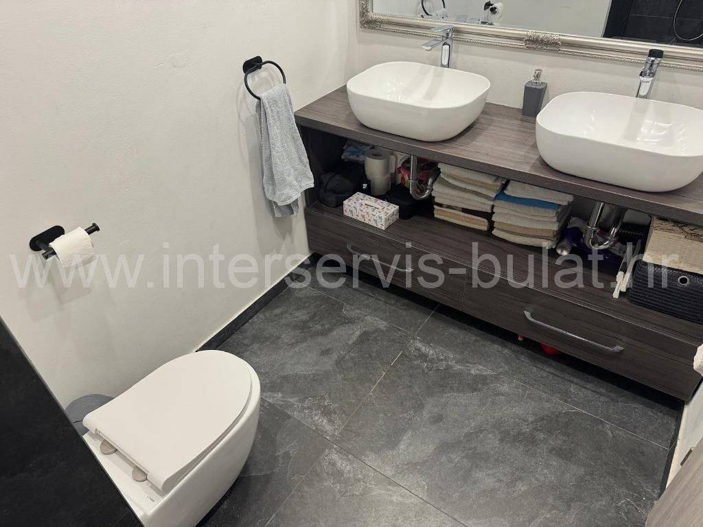 Stan u zgradi, Prodaja, Šibenik, Šibenik