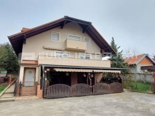 Zagreb, prodaja kuca Podsused - Vrapce - kuca