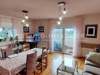 Zagreb, prodaja kuca Podsused - Vrapce - dnevni boravak s blagavaonicom