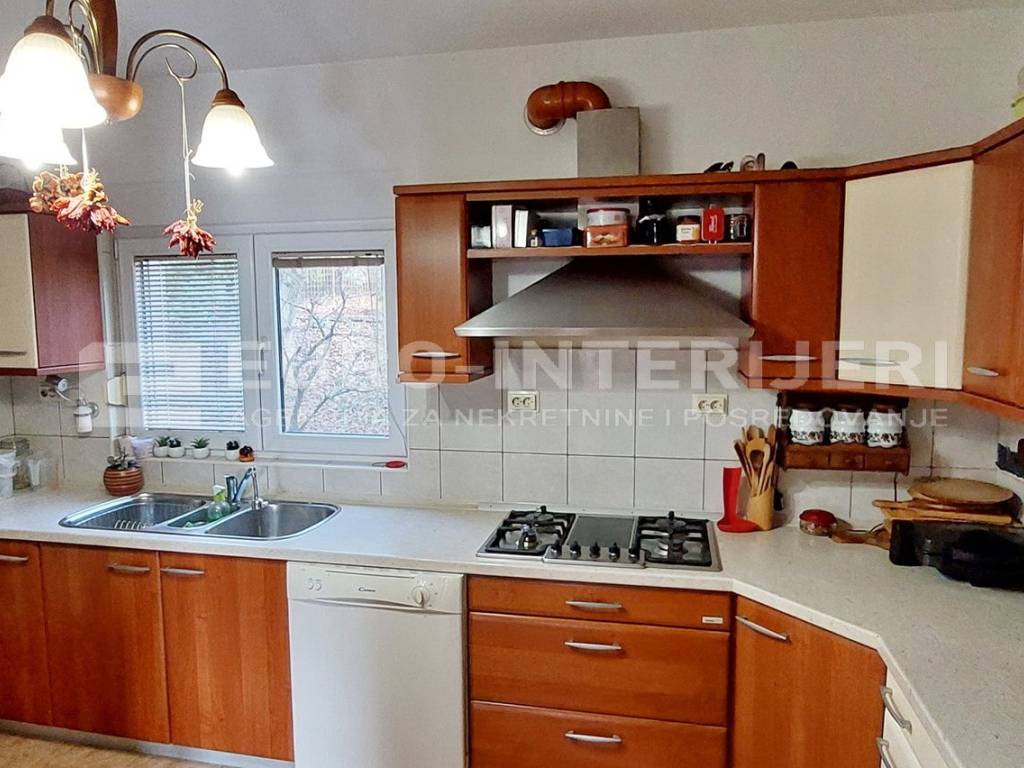 Zagreb, prodaja kuca Podsused - Vrapce - kuhinja
