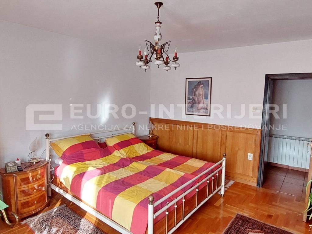 Zagreb, prodaja kuca Podsused - Vrapce - spavaca soba 2