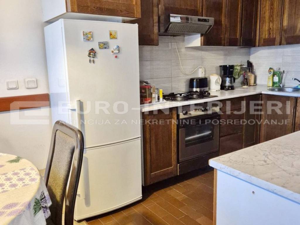 Zagreb, stan za najam Stenjevec - kuhinja