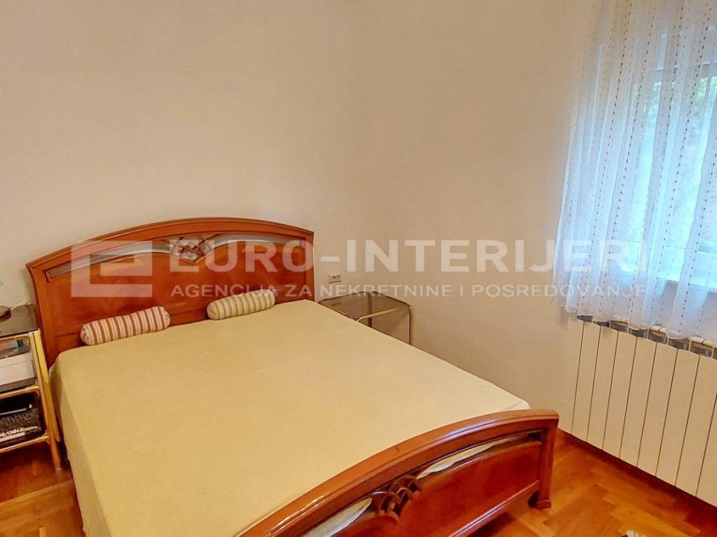 Zagreb, prodaja kuca Podsused - Vrapce - spavaca soba 4