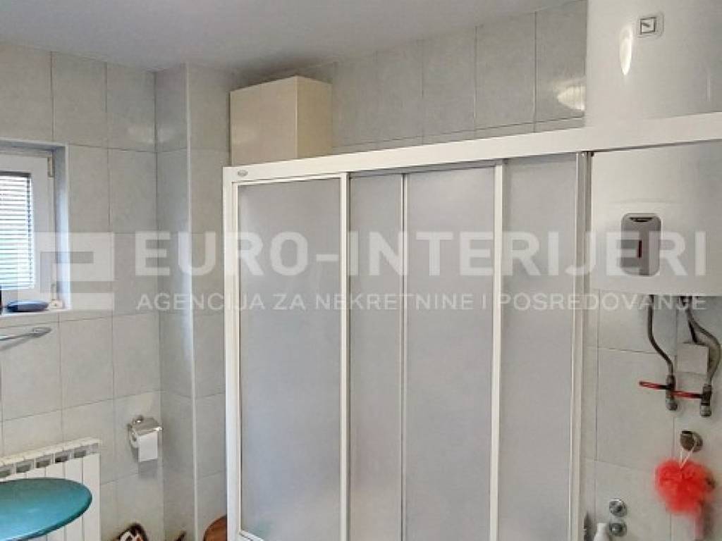 Zagreb, prodaja kuca Podsused - Vrapce - kupaonica