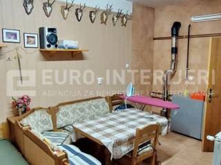 Zagreb, prodaja kuca Podsused - Vrapce - blagovanje 