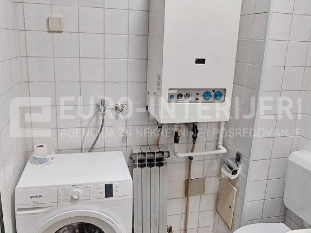 Zagreb, stan za najam Podsused -Vrapce - kupaonica s perilicom