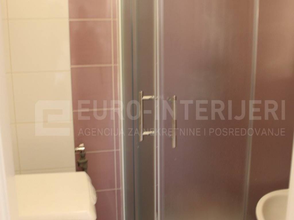 Zagreb, prodaja stana Stenjevec - kupaonica