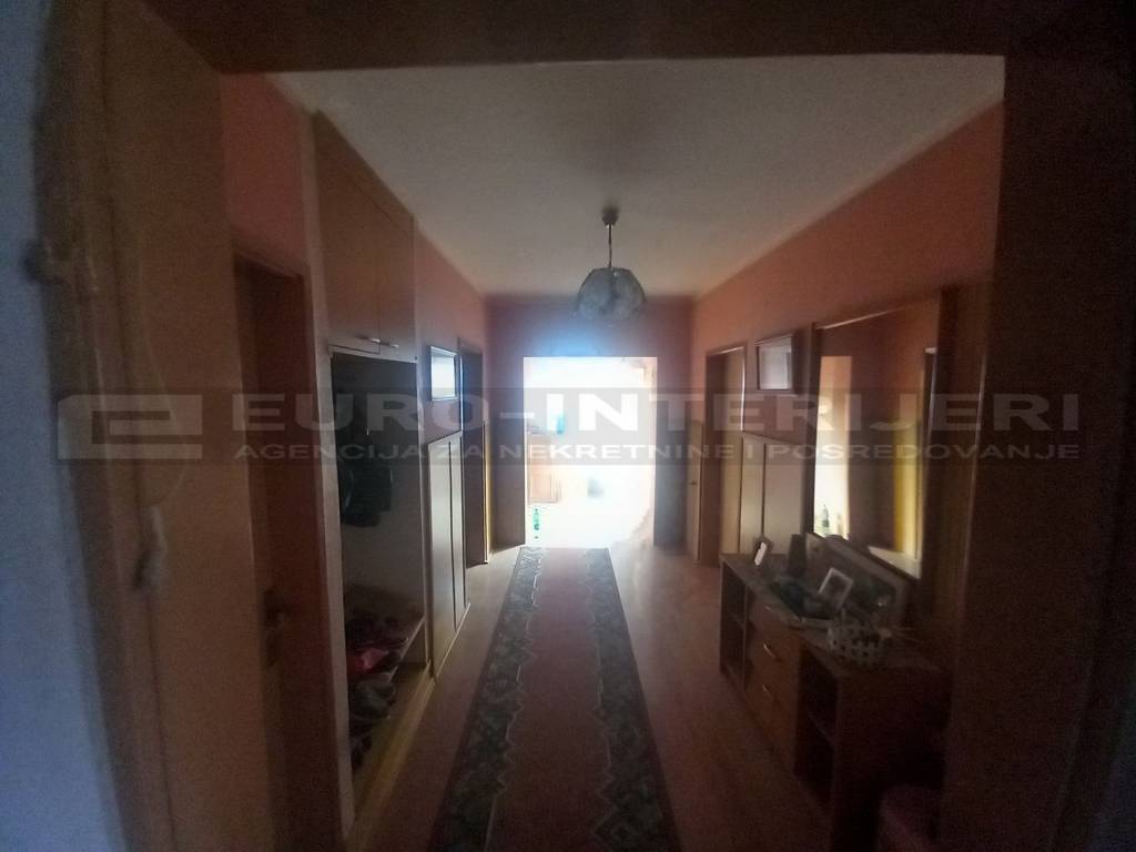 Prodaja kuca - Kutjevo, Bjelisevac - hodnik