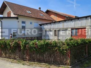 Jakovlje, prodaja kuca - uredna obiteljska kuca i garaza