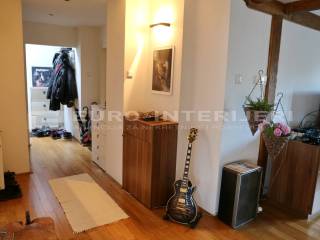 Zagreb, prodaja kuca Maksimir hodnik