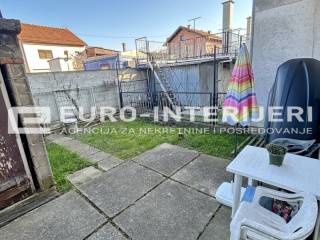 Zagreb, prodaja kuca Malesnica - poploceno dvoriste