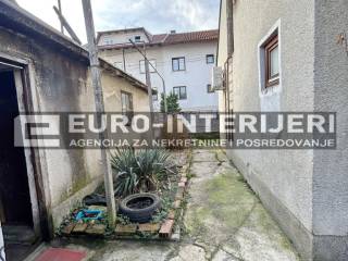 Zagreb, prodaja kuca Malesnica - dvoriste 2