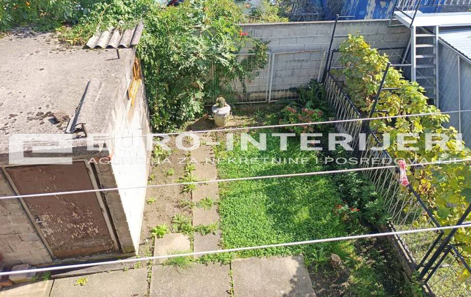 Zagreb, prodaja kuca Malesnica - vrt