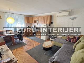 Zagreb, prodaja kuca Malesnica - dnevna soba s kuhinjom i blagavaonicom