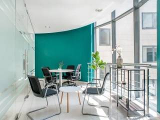 Zagreb, zakup ureda Trnje - uredi po radnom mjestu