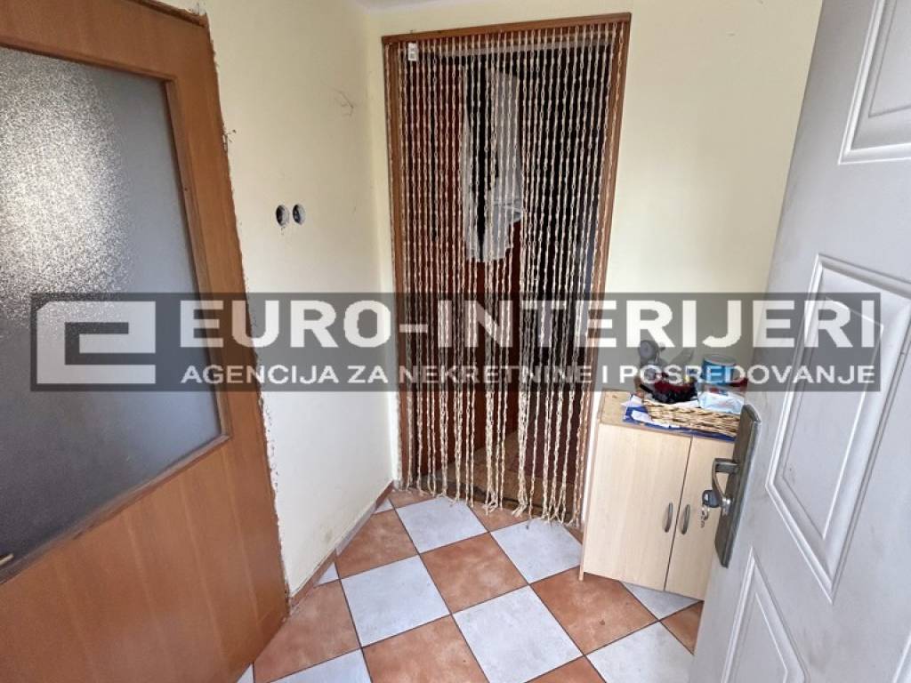 Zagreb, prodaja kuca Malesnica - hodnik