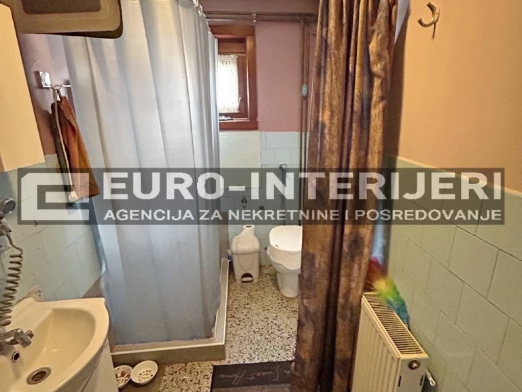 Zagreb, prodaja kuca Malesnica - kupaonica s WC-om