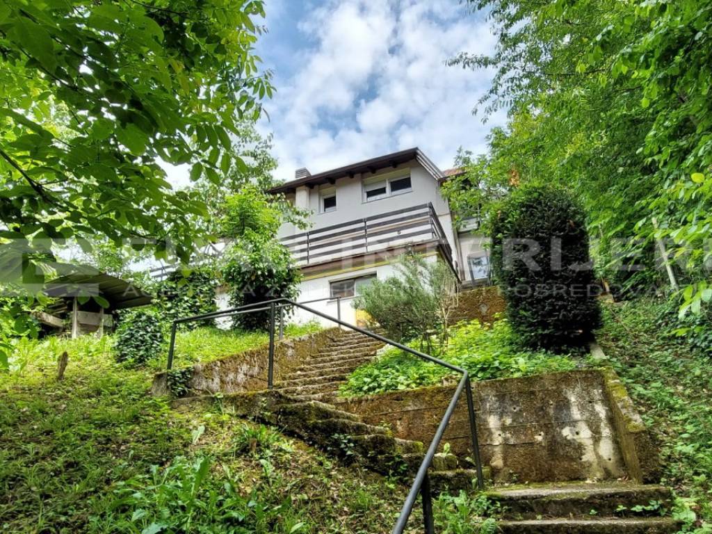 PRODAJA GRADjEVINSKOG ZEMLJISTA ZAGREB KRALJEVEC MEDVESCAK