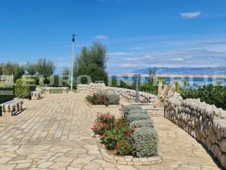 Gradjevinsko zemljiste u Sabunikama povrsine 1.091 m2.