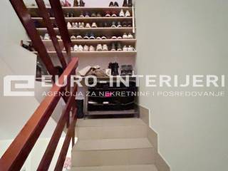 Zagreb, prodaja kuca Malesnica - stubiste