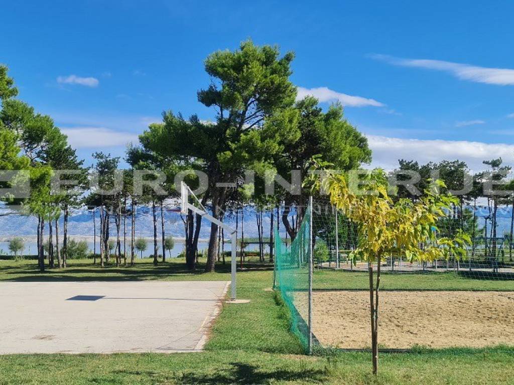 Gradjevinsko zemljiste u Sabunikama povrsine 1.091 m2.