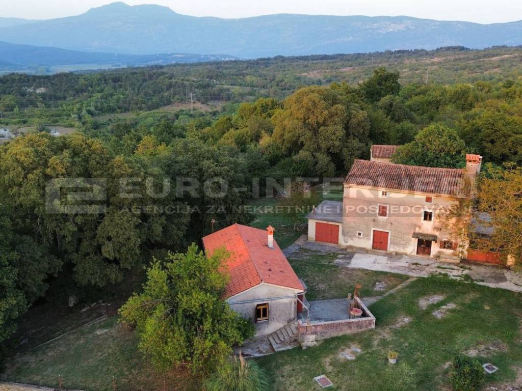 Istra, prodaja kuca Sumber - imanje