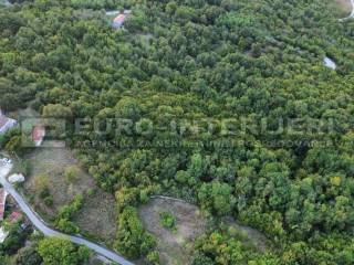 PRODAJA GRADjEVINSKOG ZEMLJISTA - ISTRA