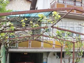 Zagreb, prodaja kuca Vrapce - kuca s balkonom i garazom