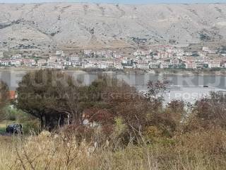 PRODAJA GRADjEVINSKOG ZEMLJISTA - PAG