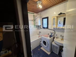 PRODAJA KUCA ZAGREB, SESVETE - SESV. KRALJEVEC - KUPAONICA 2