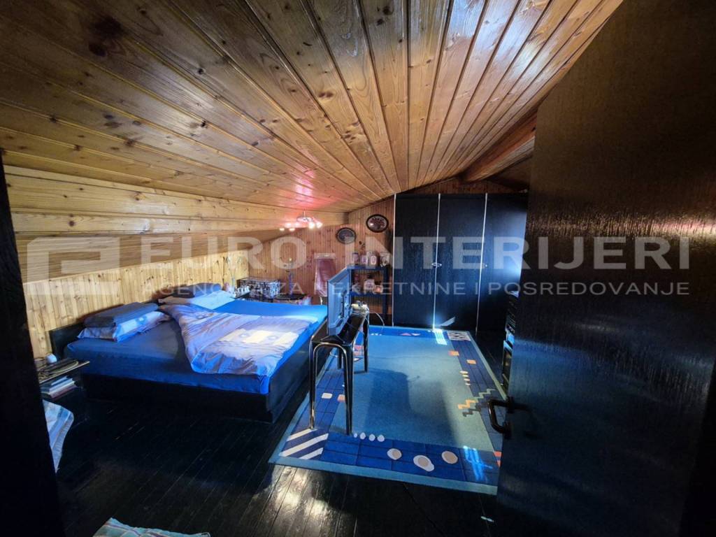 PRODAJA KUCA ZAGREB, SESVETE - SESV. KRALJEVEC - SOBA 2