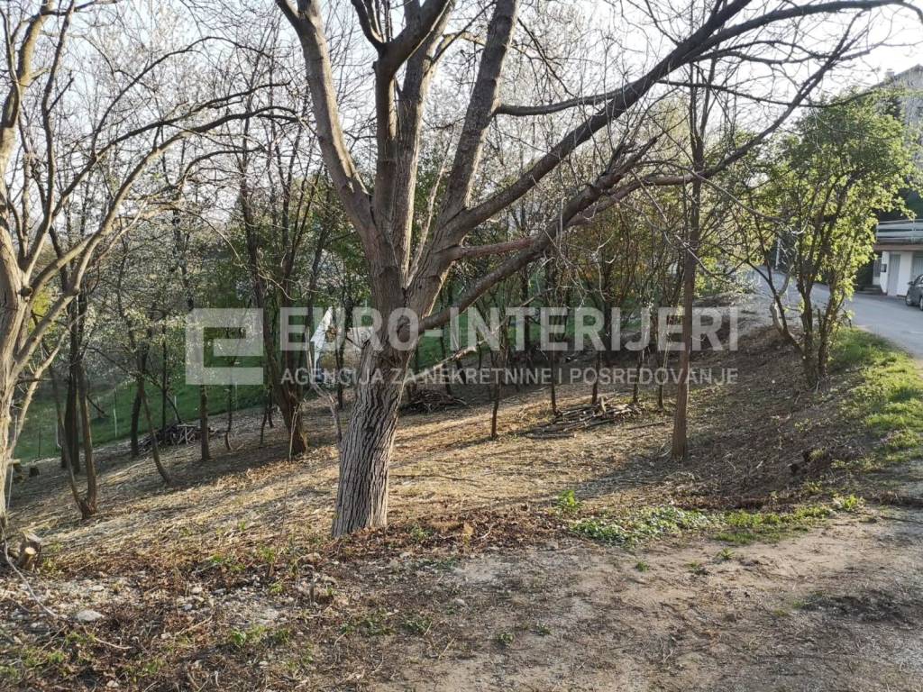 PRODAJA GRADjEVINSKO ZEMLJISTE ZAGREB GORNJI STENJEVEC