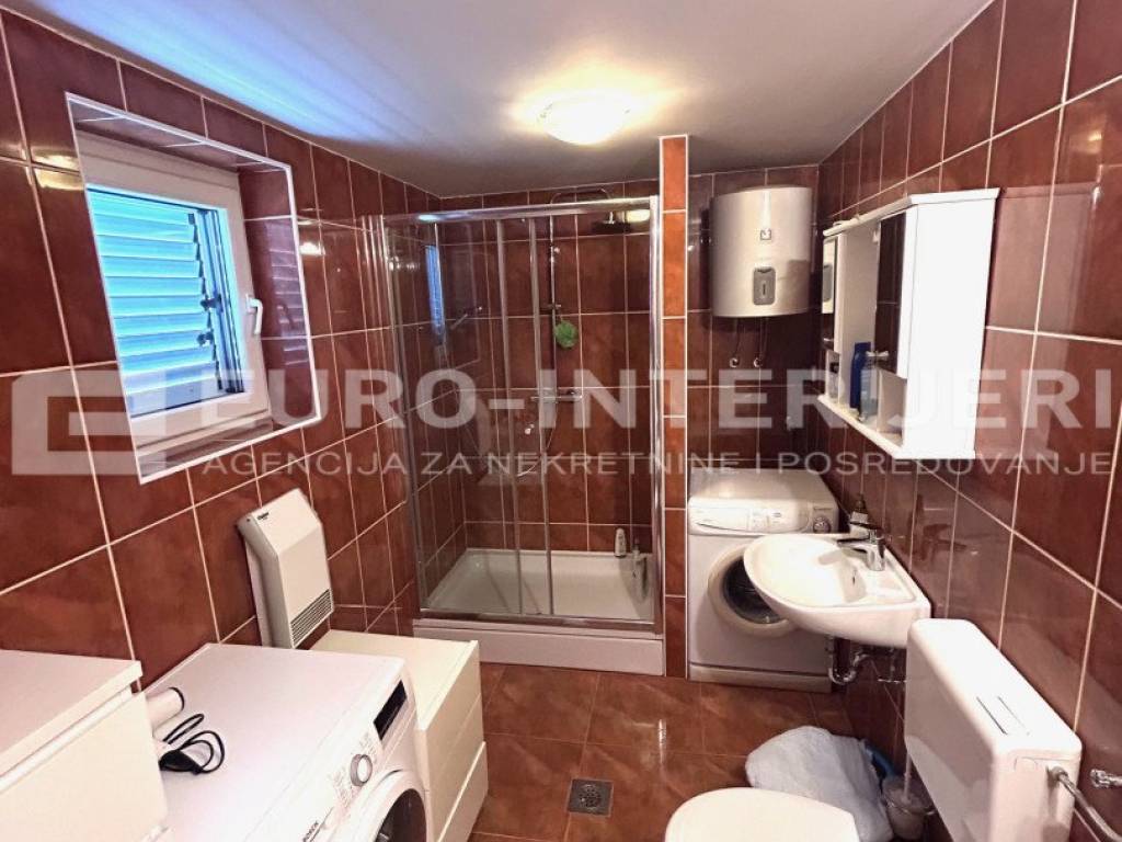 Zagreb, stan za najam  Gajnice - Kancelak kupaonica