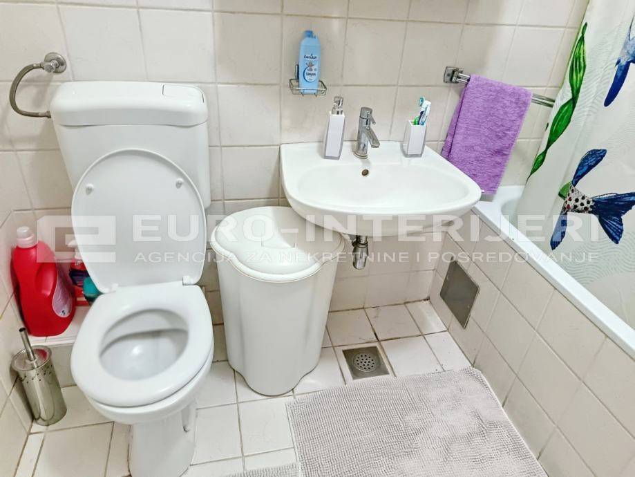 PRODAJA STANOVA ZAGREB, MALESNICA - KUPAONICA S WC-om