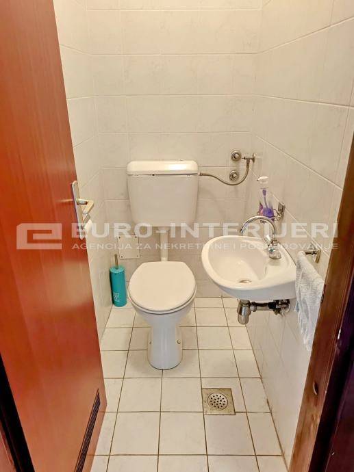 PRODAJA STANOVA ZAGREB, MALESNICA - ZASEBAN WC