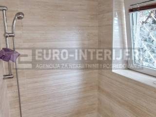 PRODAJA STANOVA ZAGREB - GORNJI GRAD - MEDVESCAK - KUPAONICA TUS