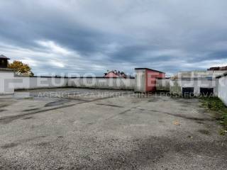 PRODAJA STANOVA ZAGREB - STENJEVEC EKSKLUZIVAN PENTHOUSE TERASA