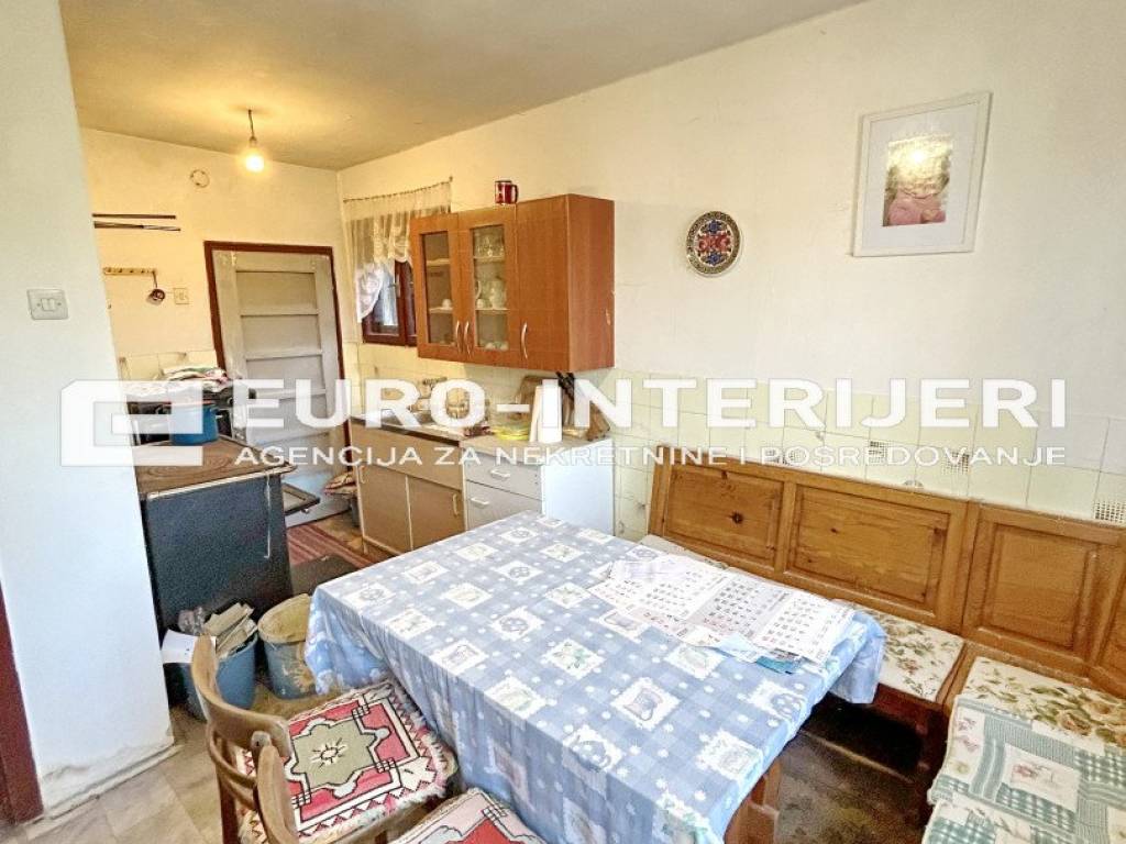 PRODAJA KUCA ZAGREB - VRAPCE ZA OBNOVU - KUHINJA