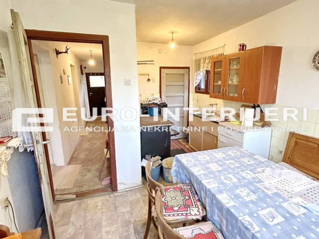 PRODAJA KUCA ZAGREB - VRAPCE ZA OBNOVU - KUHINJA