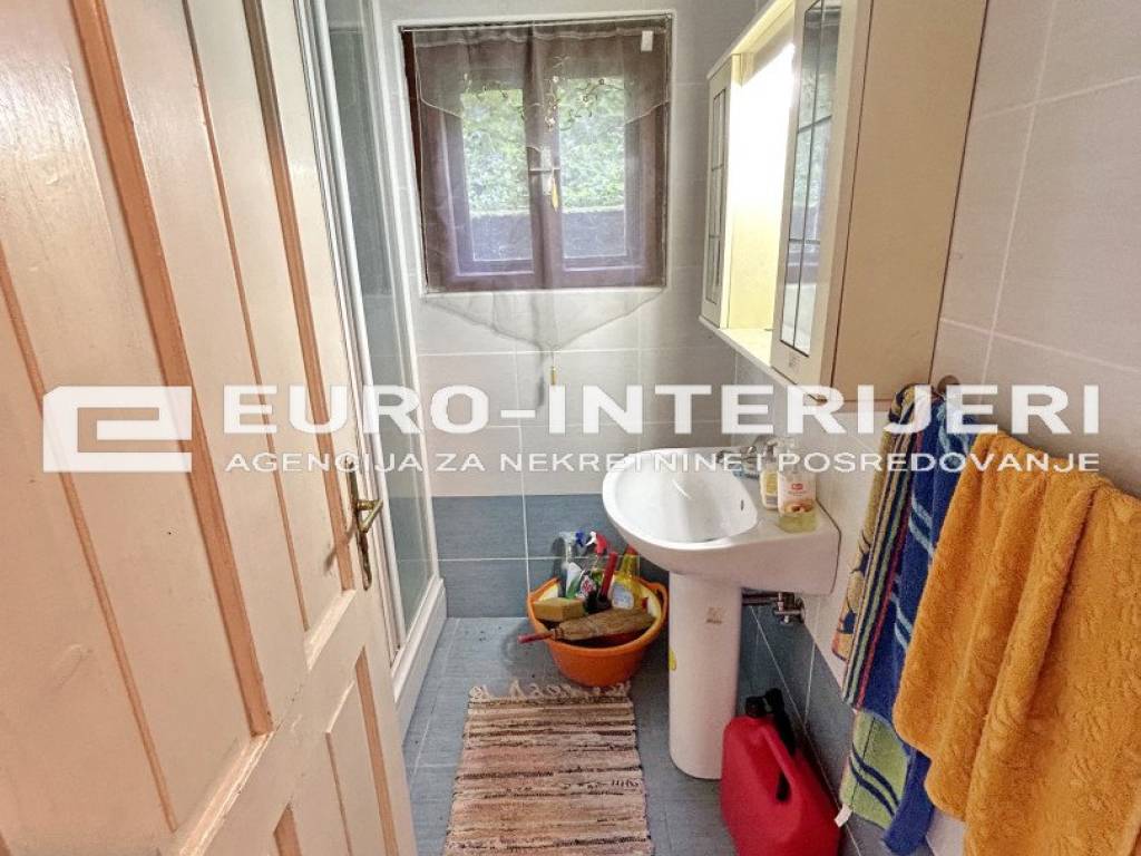 PRODAJA KUCA ZAGREB - VRAPCE ZA OBNOVU - KUPAONA