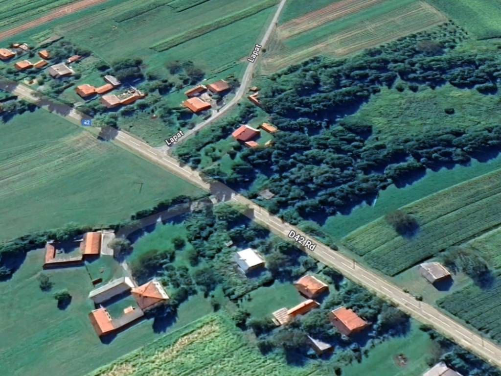 PRODAJA GRADjEVINSKOG ZEMLJISTA PLASKI - LAPAT