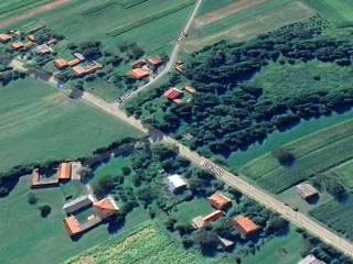 PRODAJA GRADjEVINSKOG ZEMLJISTA PLASKI - LAPAT