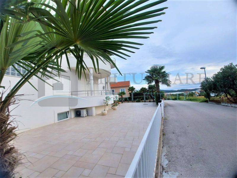 Luksuzna kuća, Prodaja, Vodice, Vodice