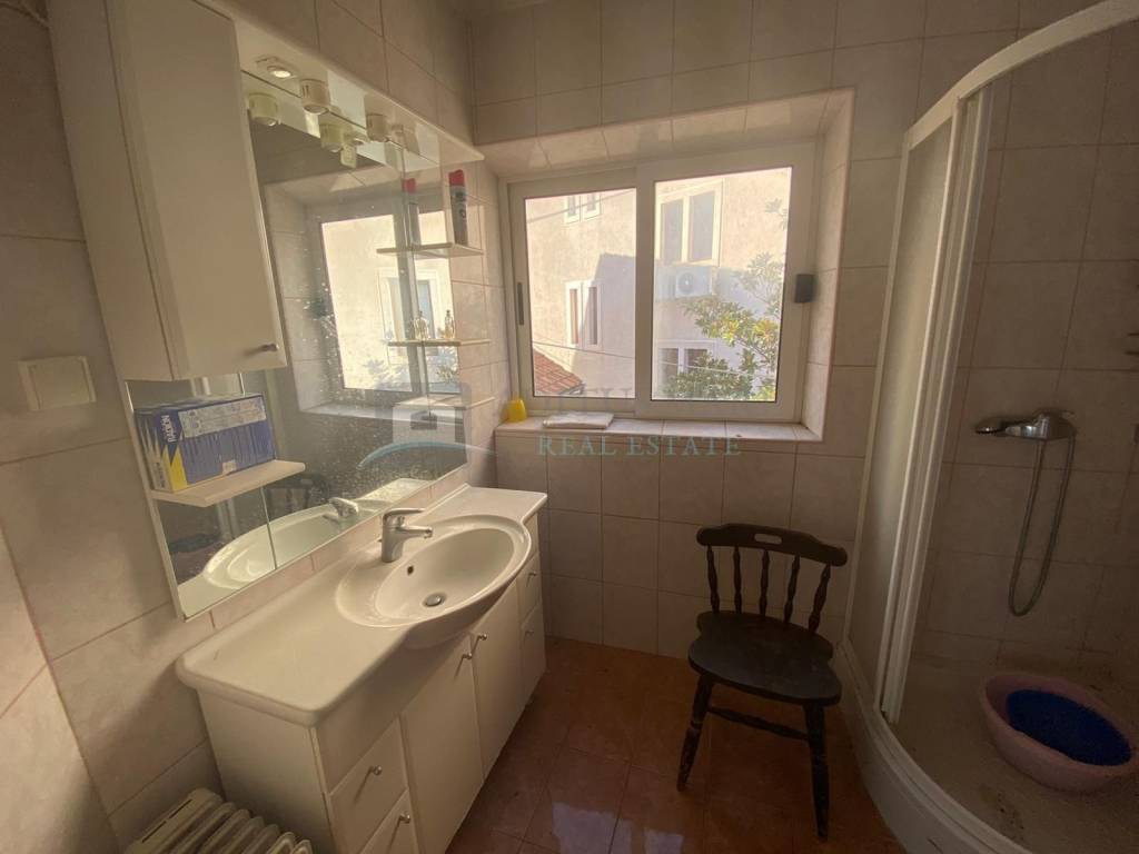 Obiteljska kuća, Prodaja, Drniš, Drniš